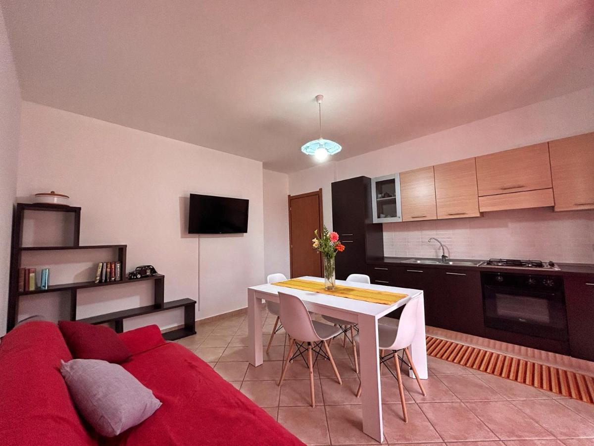 Zefiro Apartment Cabras Exterior photo